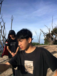 Halaman Kreator Ricko Permana ( Bis**) (@ricko69) di Trakteer - Trakteer.id